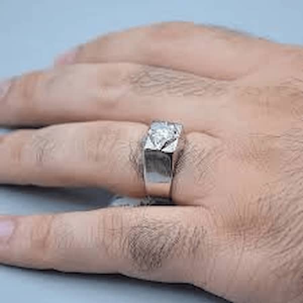 تصویر 4 از قیمت انگشتر موزانایت مردانه + خرید باور نکردنی
